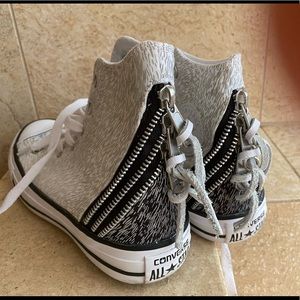Converse Rare Tri Zip High top like new